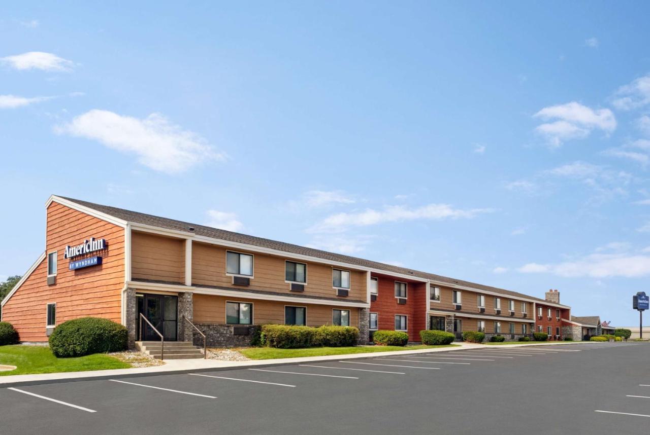 AmericInn by Wyndham Bemidji Bagian luar foto