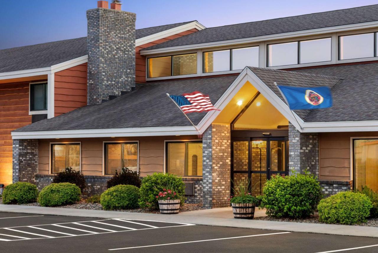 AmericInn by Wyndham Bemidji Bagian luar foto