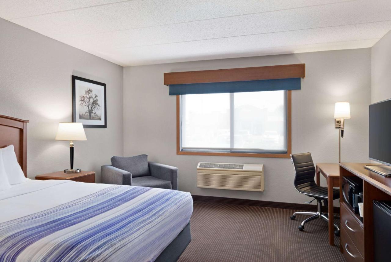 AmericInn by Wyndham Bemidji Bagian luar foto