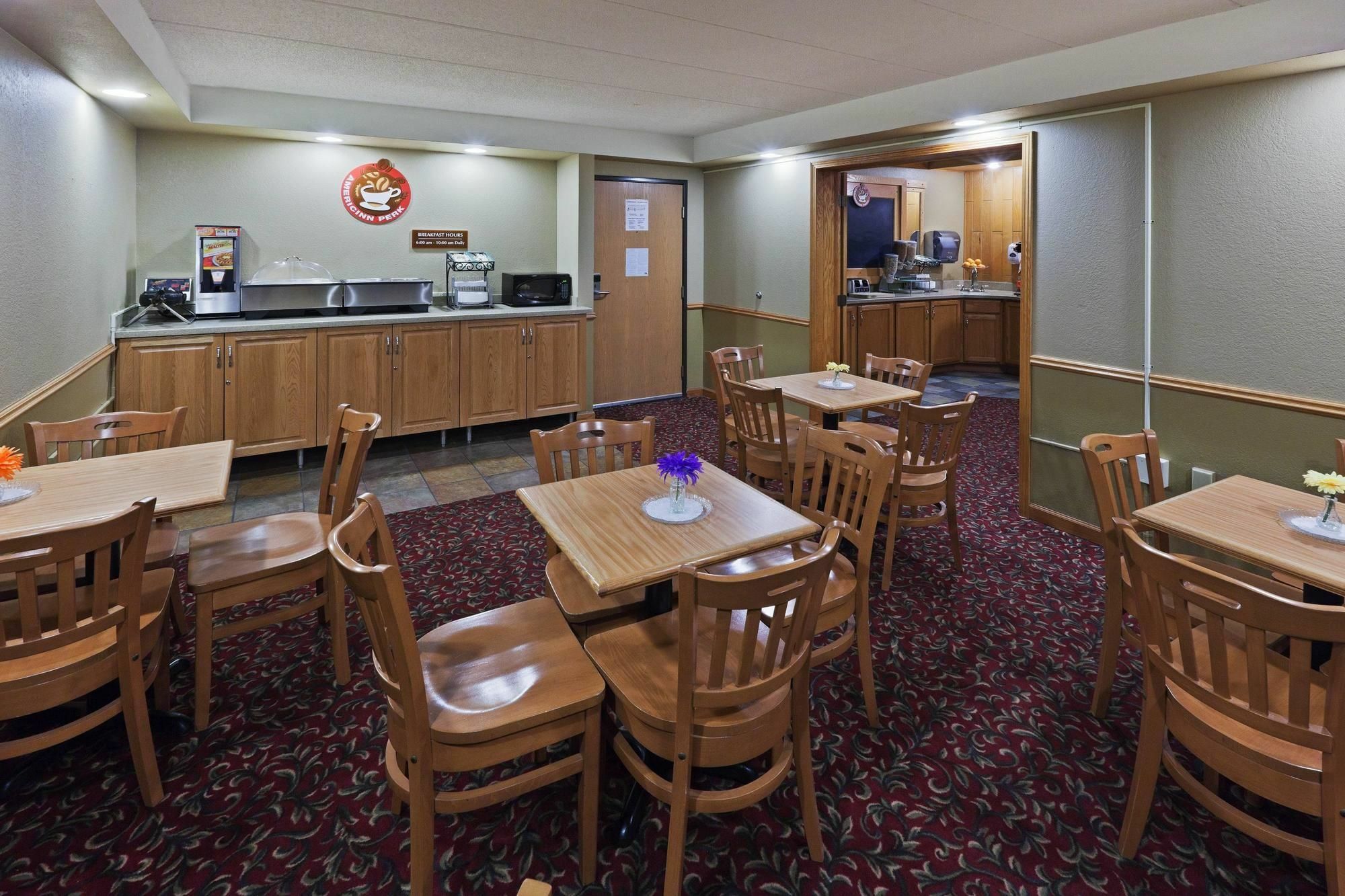 AmericInn by Wyndham Bemidji Bagian luar foto